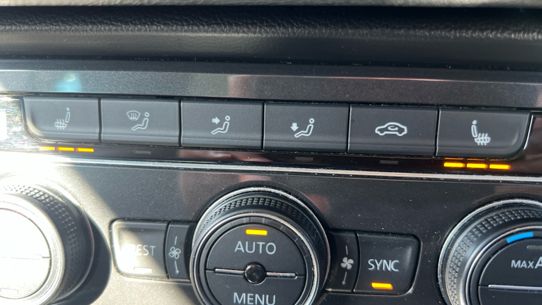 Volkswagen Tiguan 1.5 TSi EVO 150 Match 5dr Petrol Estate